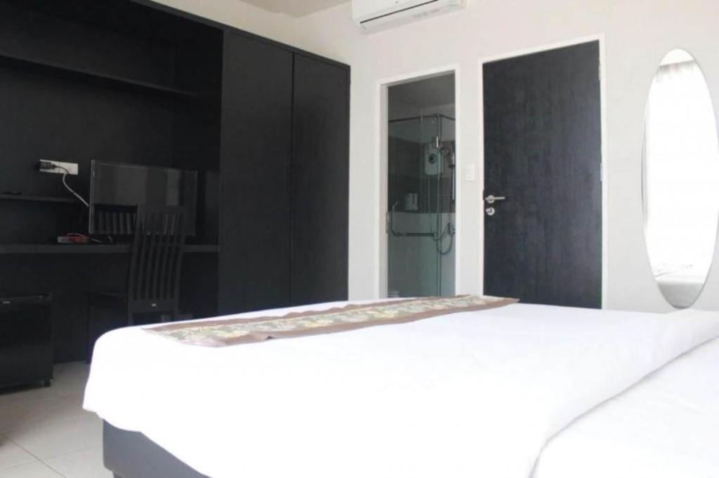 Oyo 1162 Chalong Home Place Ngoại thất bức ảnh